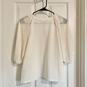 Banana Republic white blouse. Sheet short sleeves.